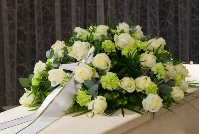 Fleuriste funéraire, Thiais